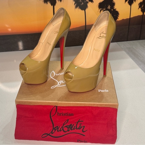 Christian Louboutin Shoes - Christian Louboutin Beige Patent Leather Heels